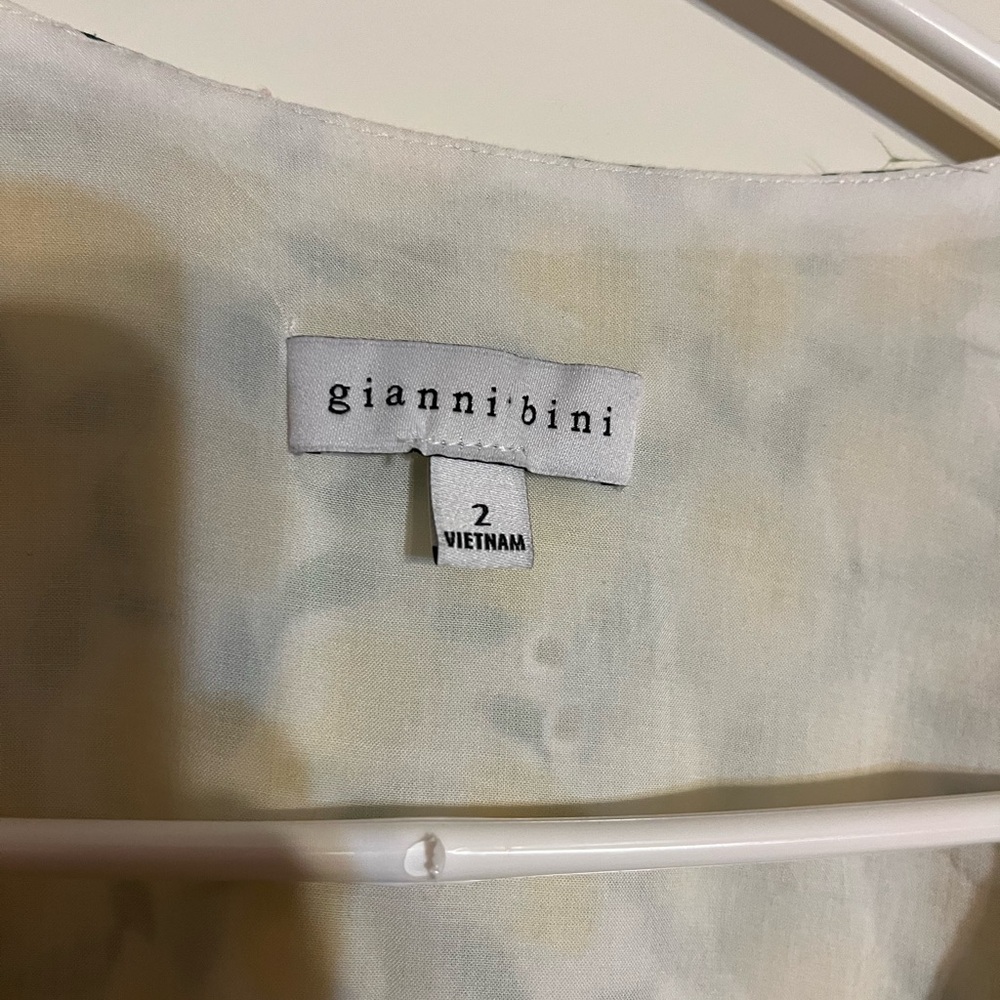 Gianni Bini Yellow Lemon Print Wrap Dress size 2 - Picture 5 of 7